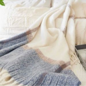 RockFlowerPaper Blue Cuddle Throw Blanket | 50" X 60"  NEW!!